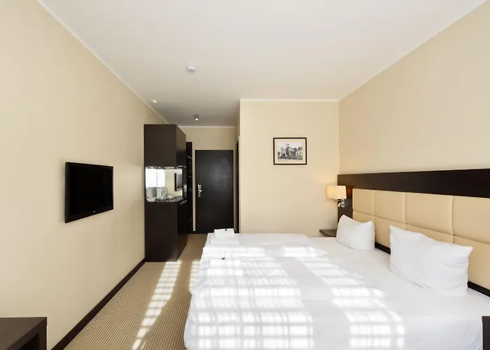 Ξενοδοχείο Zi 3*